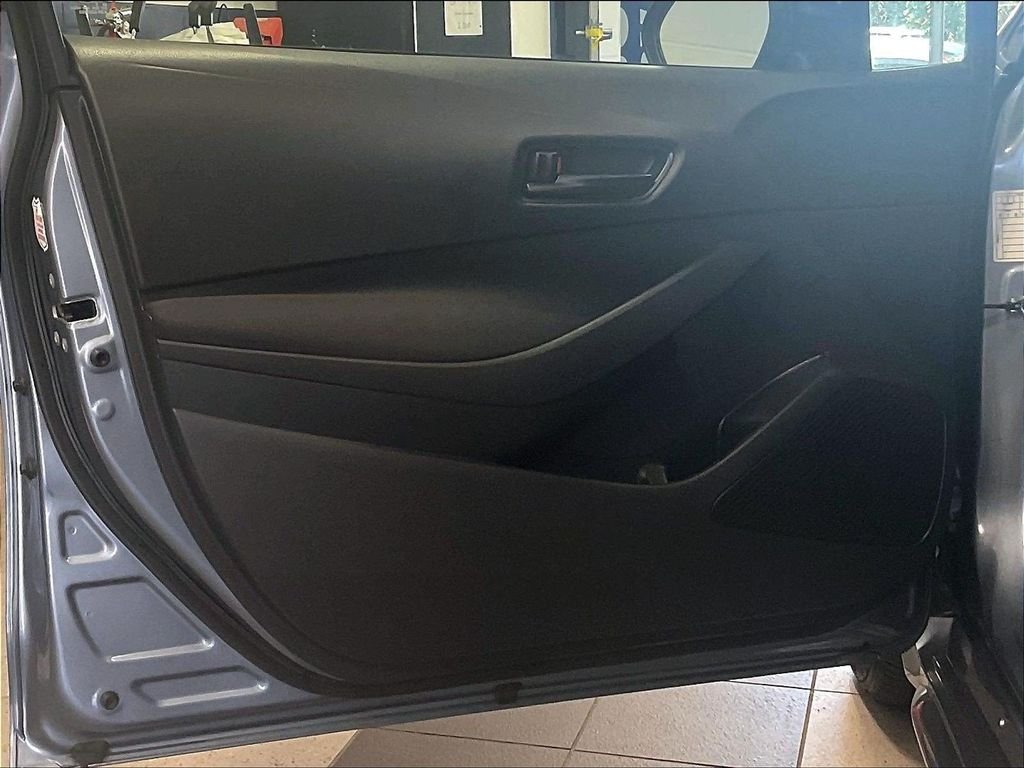 Used 2022 Gray Toyota LE image 9