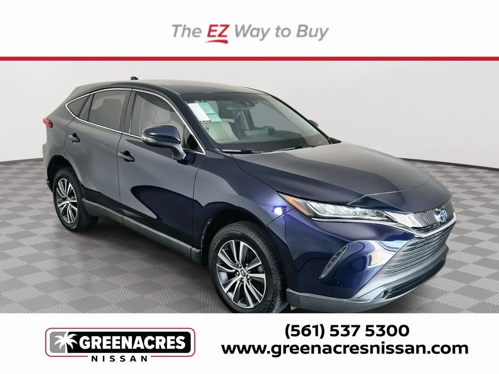 Used 2022  Toyota LE image 1