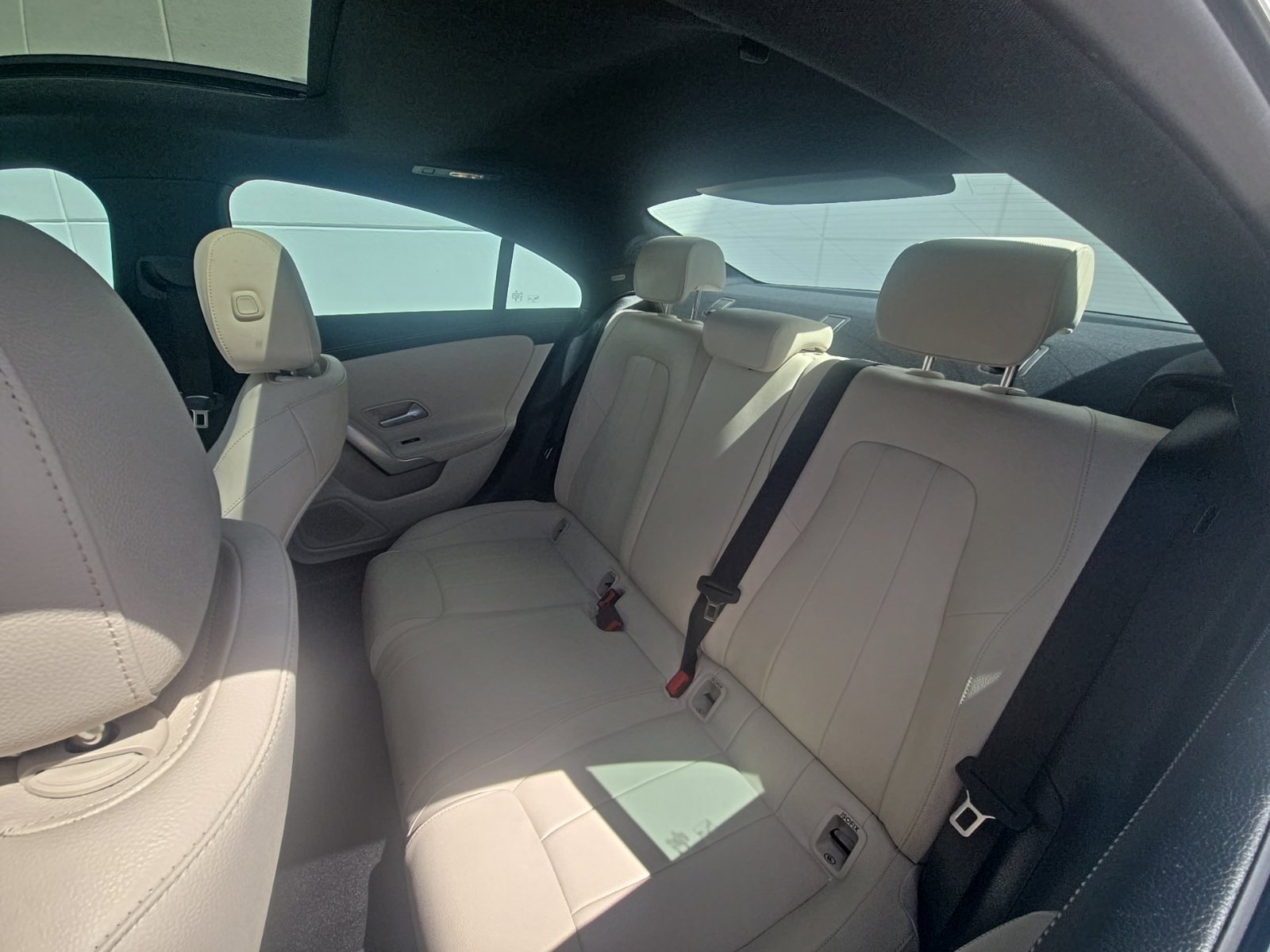 Certified Used 2025 White Mercedes-Benz CLA 250 image 3