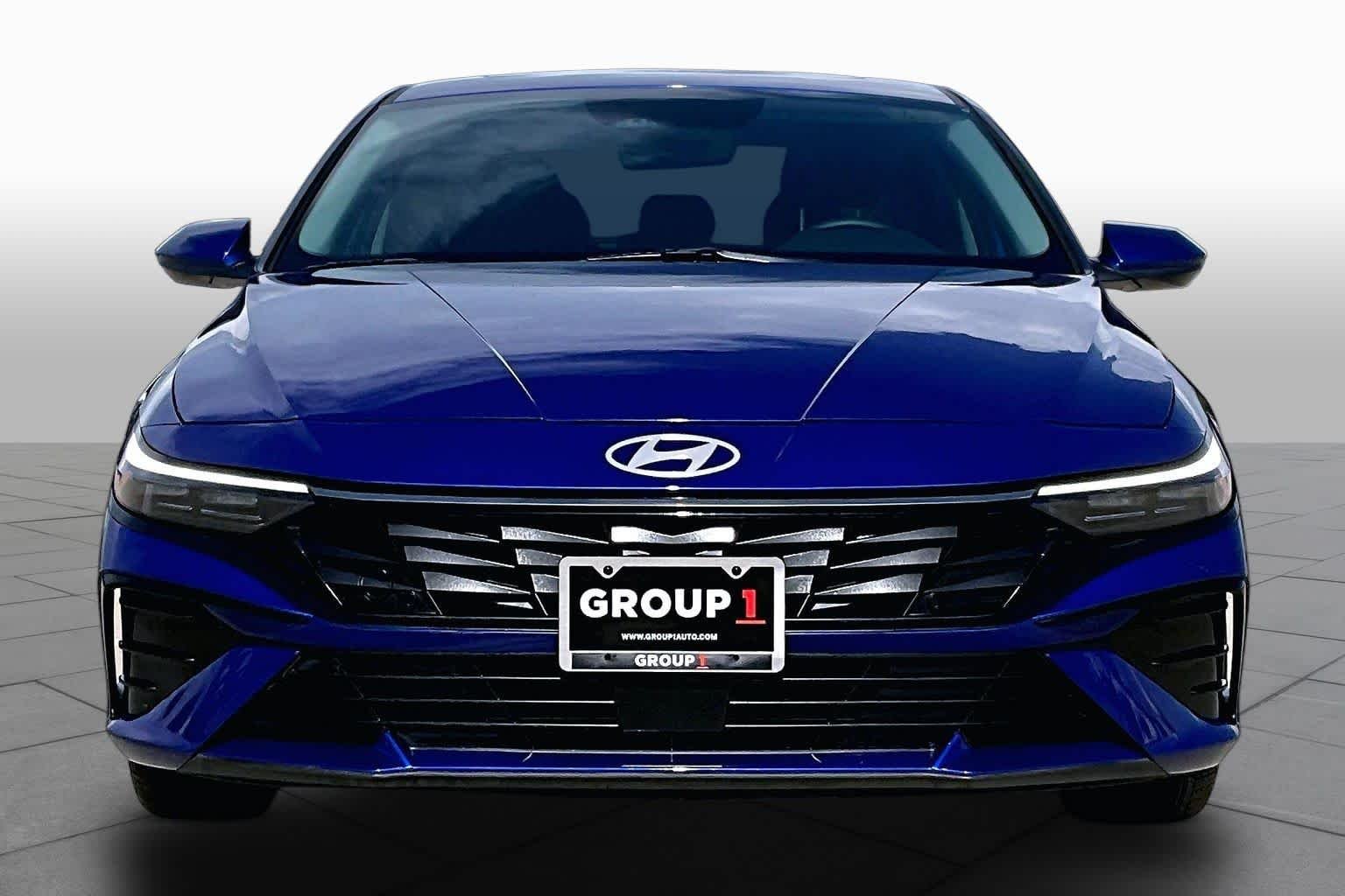Used 2024 Intense Blue Hyundai SEL image 4