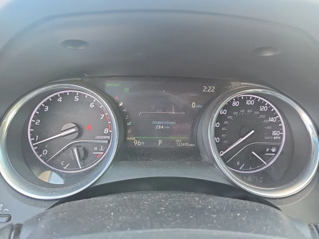 Used 2020 Blue Toyota XLE image 18