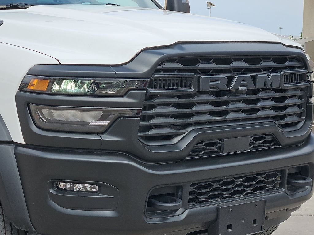New 2026 Bright White Clearcoat RAM Tradesman image 7