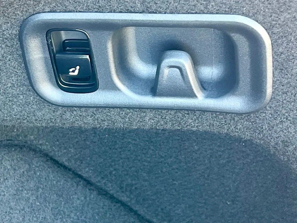 Certified Used 2026  Mercedes-Benz E 350 image 41