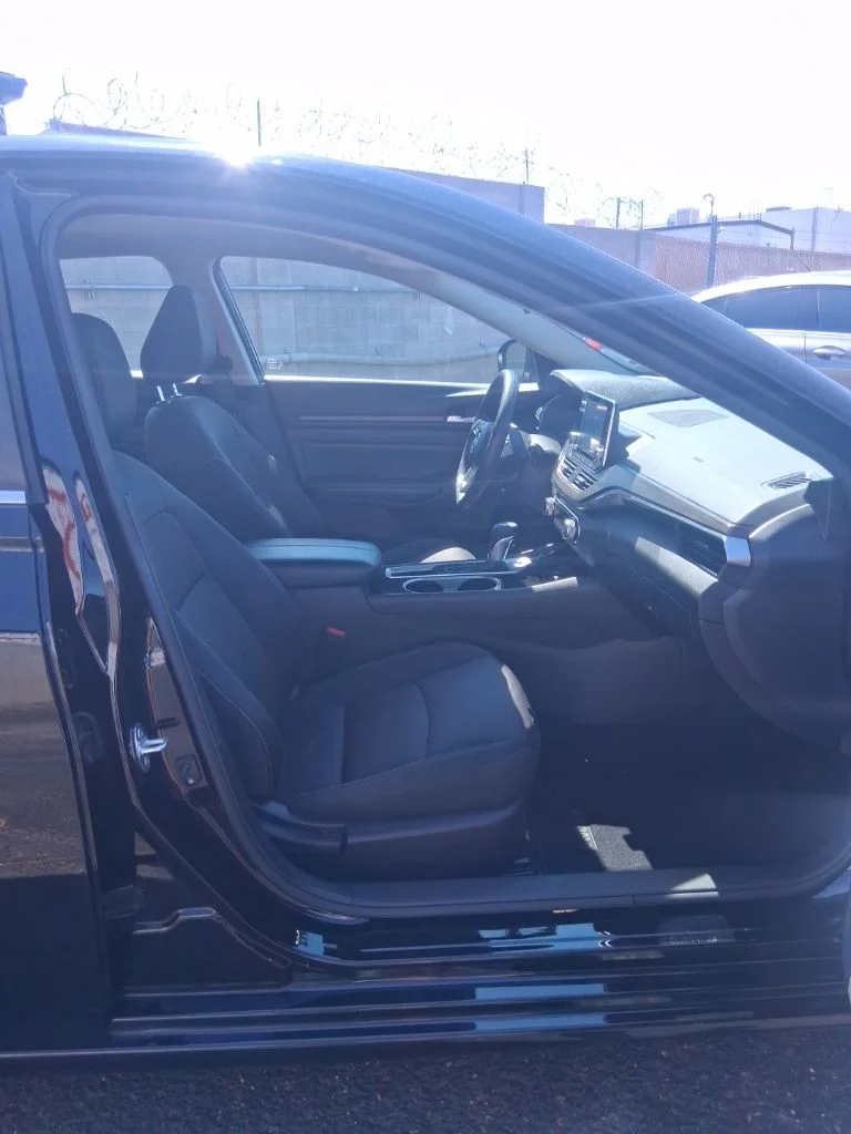 Used 2024 Black Nissan 2.5 SV image 11