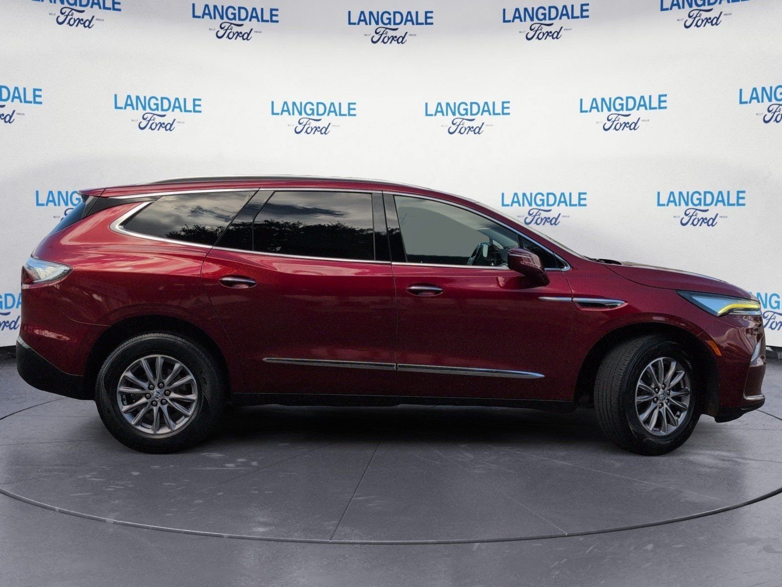 Used 2023 Cherry Red Buick Essence image 3