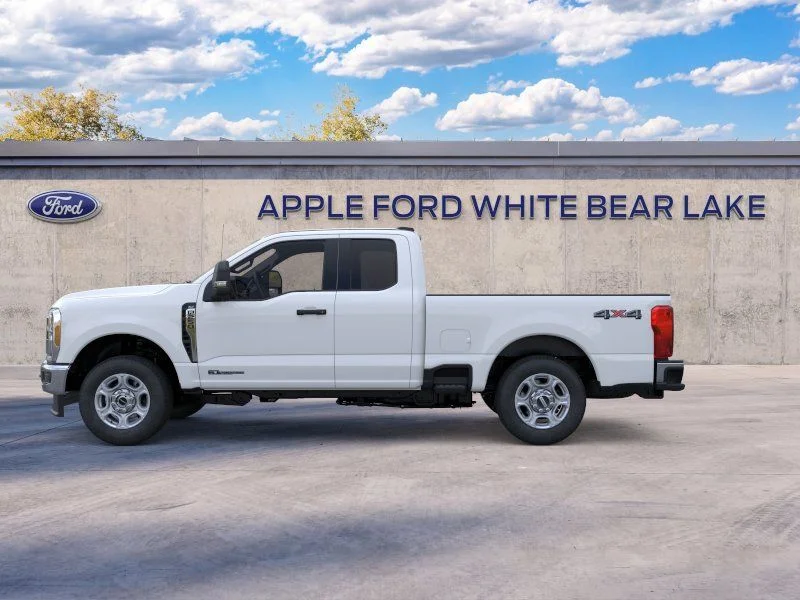 New 2026 White Ford XLT image 3