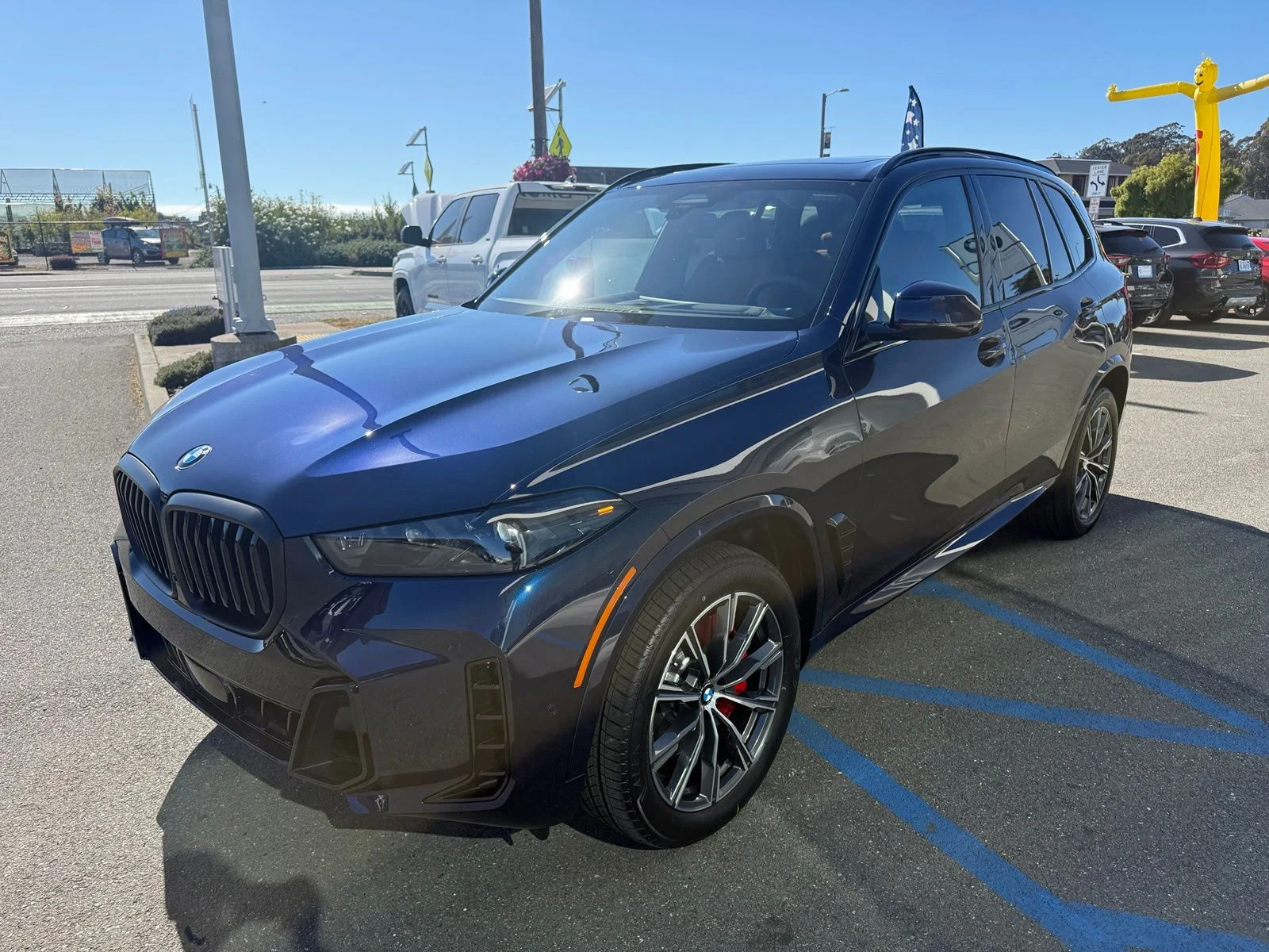 New 2026 Tanzanite Blue II Metallic BMW xDrive40i image 4
