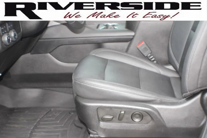 Used 2023 Sterling Gray Metallic Chevrolet LT image 14