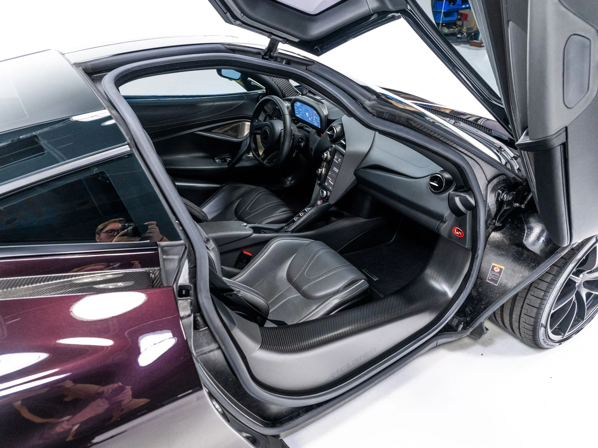 Used 2018 Quartz McLaren Luxury image 87
