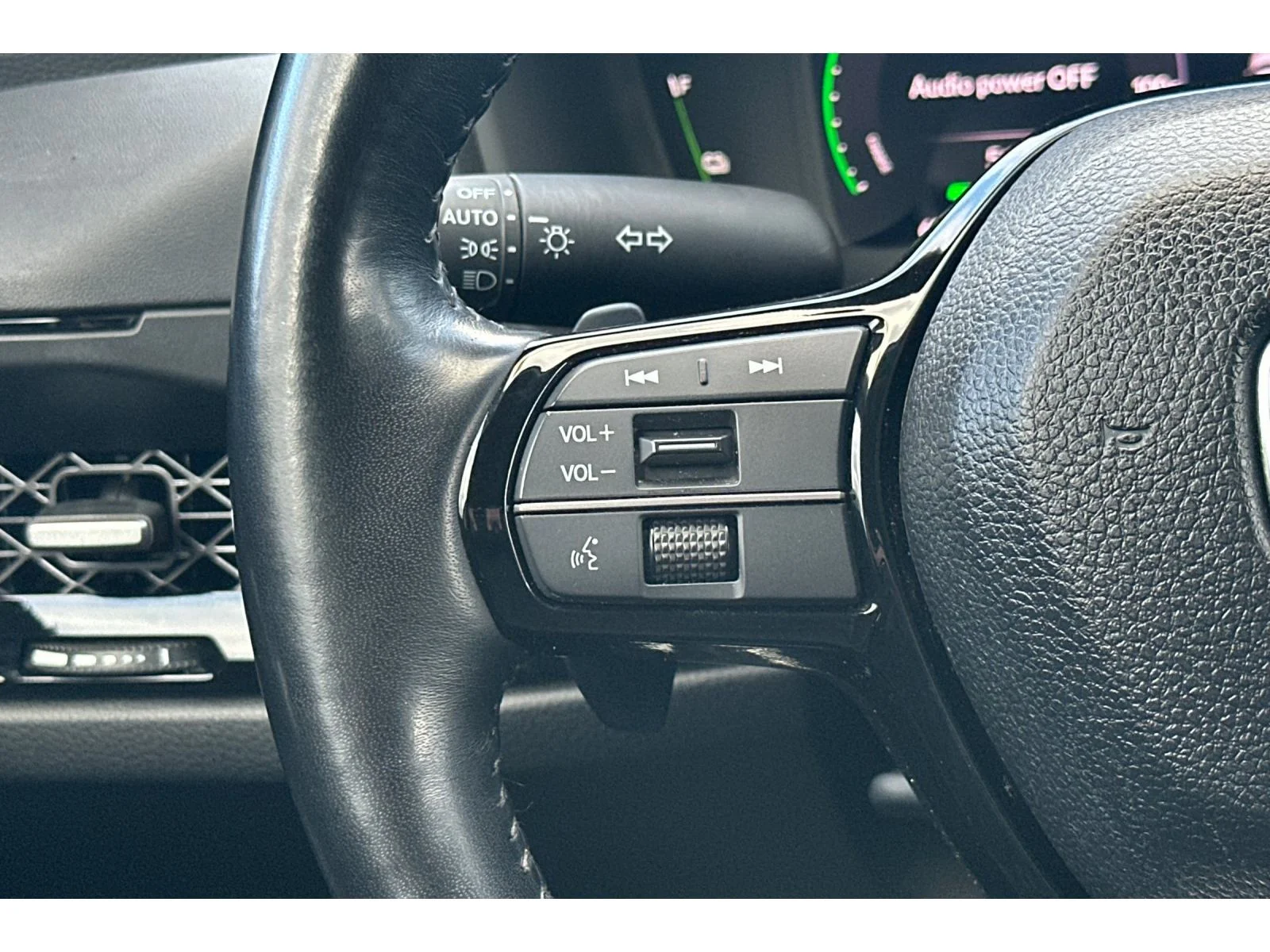 Used 2025 Crystal Black Pearl Honda Touring image 33