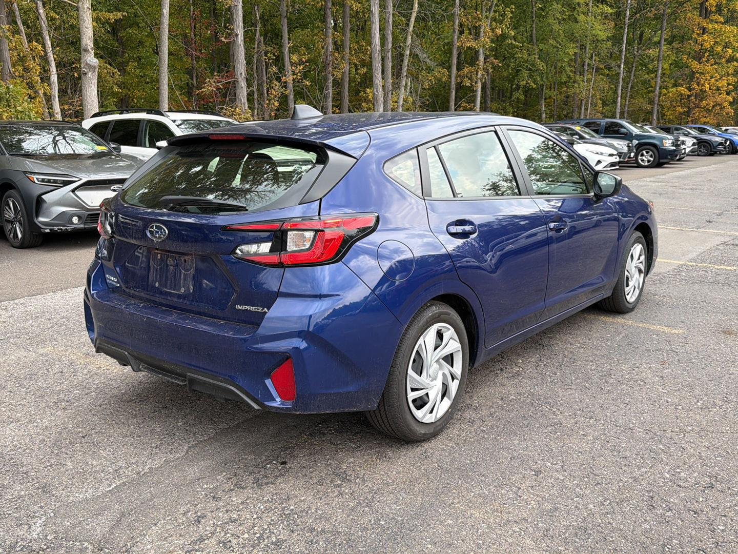 Used 2024 Sapphire Blue Pearl Subaru  image 8
