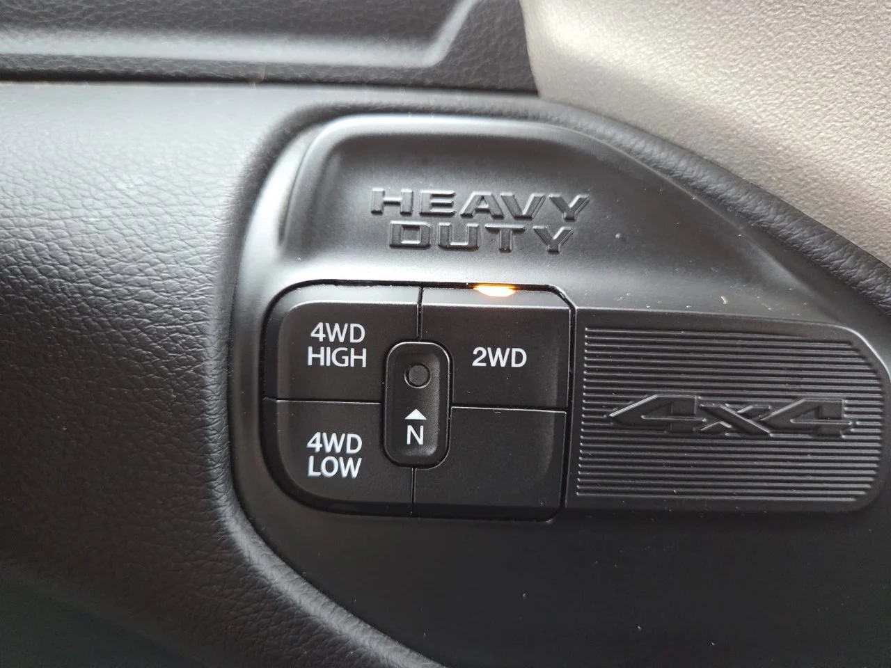 Used 2023  Ram Laramie image 5