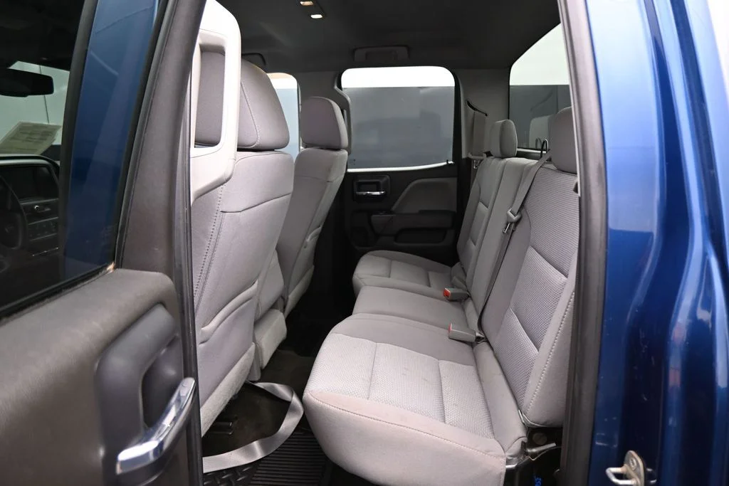 Used 2016 Blue Chevrolet WT image 23