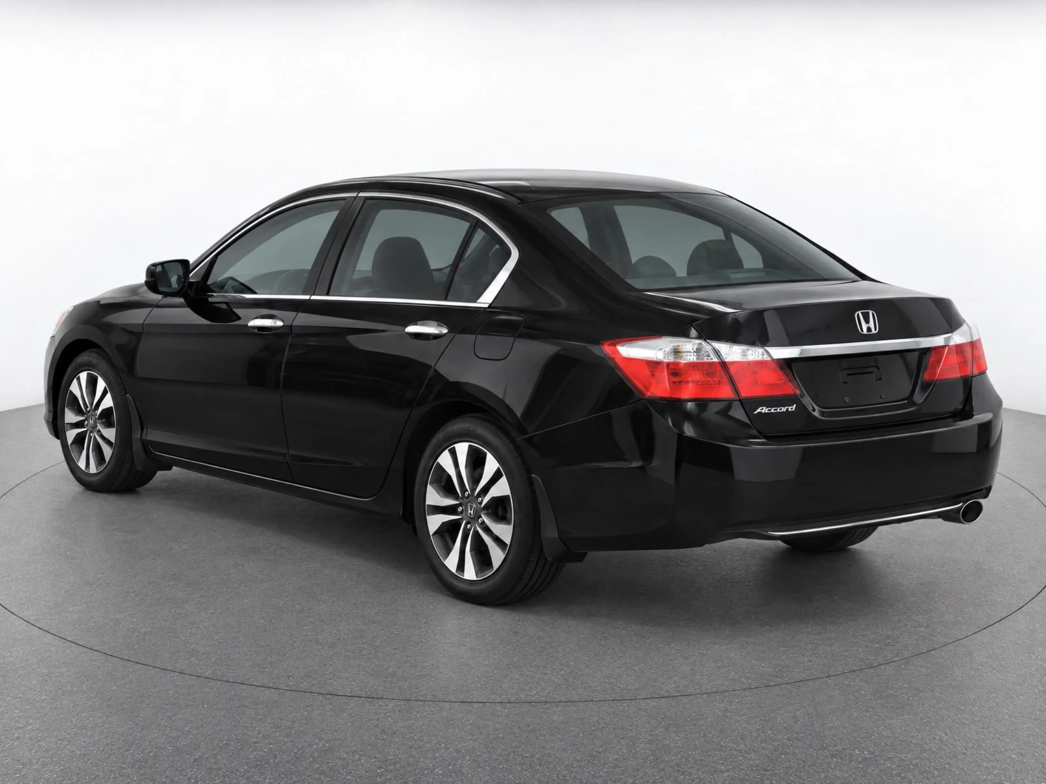 Used 2015 Crystal Black Pearl Honda LX image 30