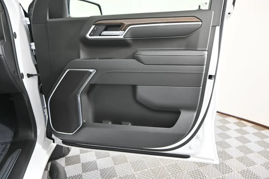 2026 Chevrolet Silverado 1500 RST - Photo 13