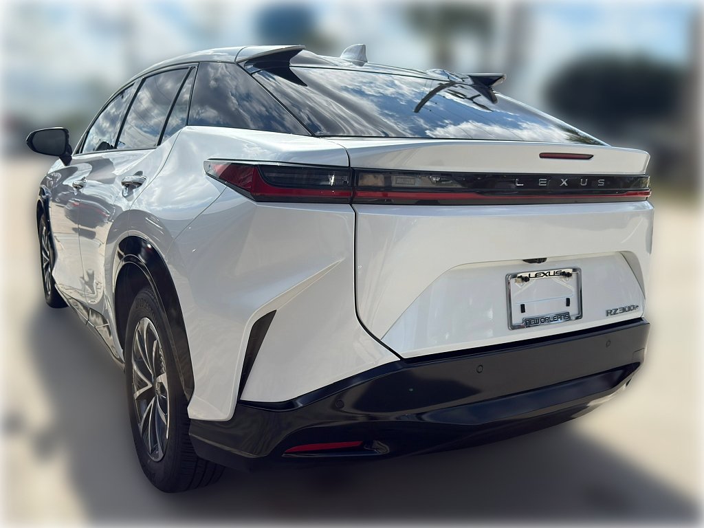 Certified Used 2025 EMINENT WHITE PEARL Lexus Premium image 7