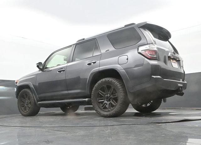 Used 2023 Magnetic Gray Metallic Toyota SR5 Premium image 10