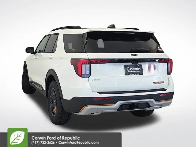 New 2026 Star White Metallic Tri-Coat Ford Tremor® image 39