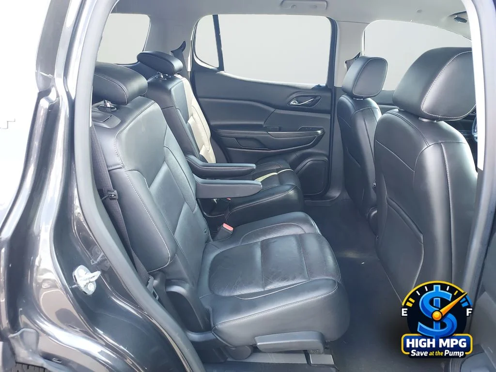 Used 2017 Silver GMC SLT-2 image 26