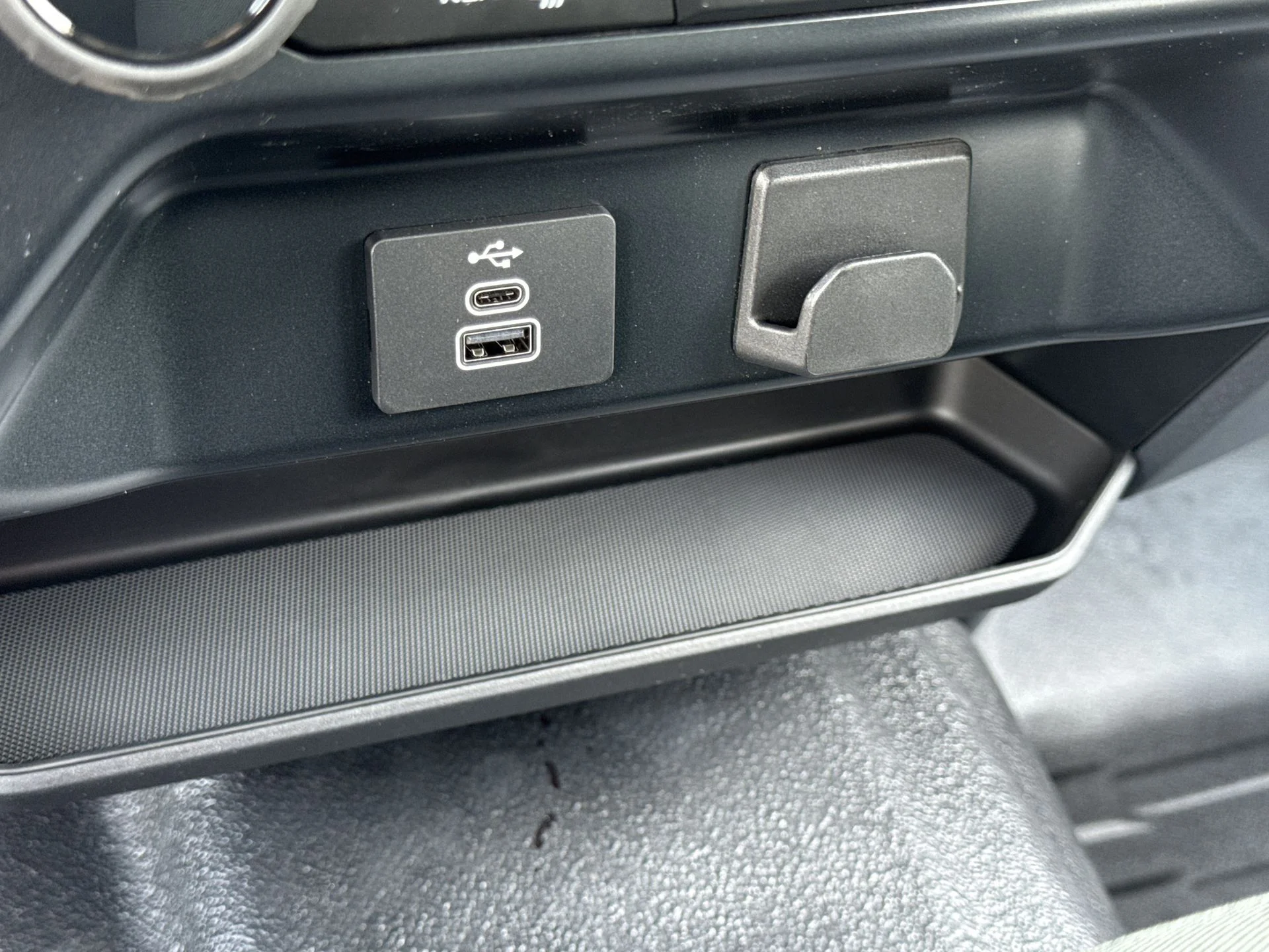 New 2026 Carbonized Gray Metallic Ford XL image 10
