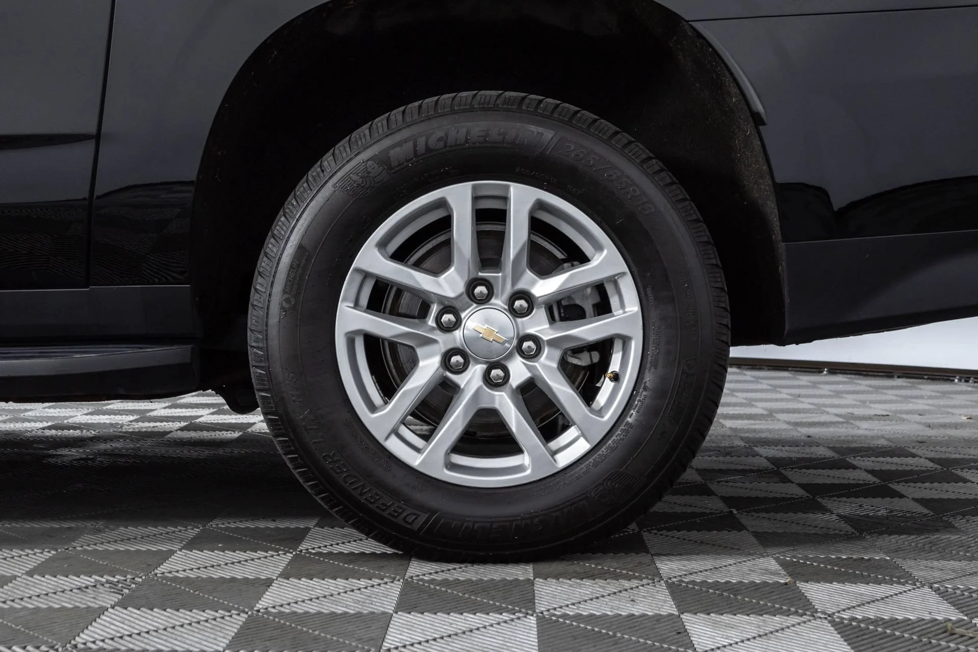 Used 2022 Black Chevrolet LT image 50