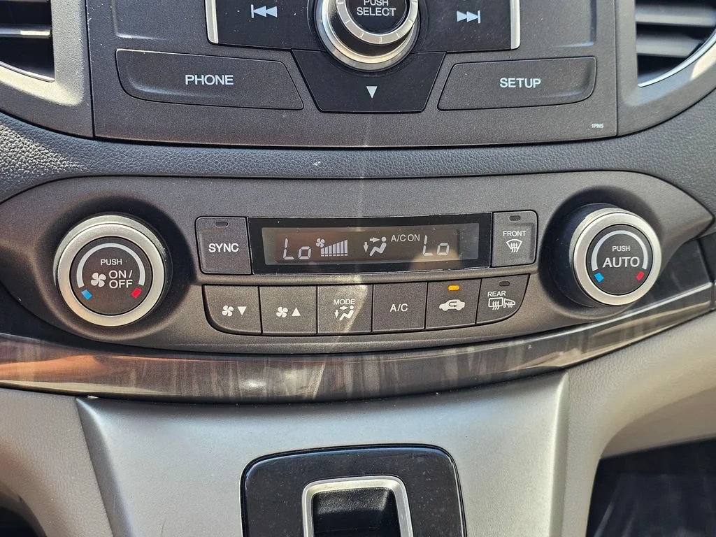Used 2014  Honda EX-L image 32
