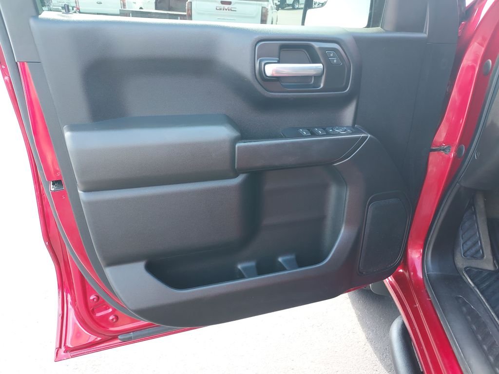 Used 2021 Red Chevrolet Custom Trail Boss image 12