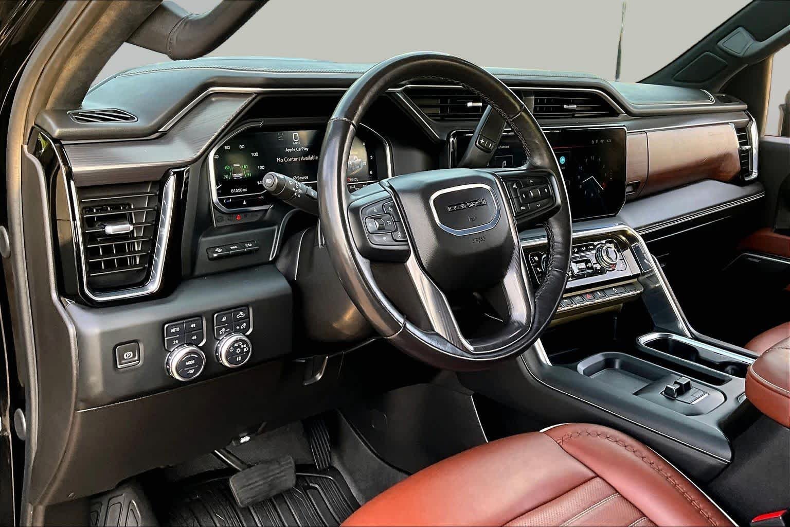 Used 2024 Onyx Black GMC Denali Ultimate image 18