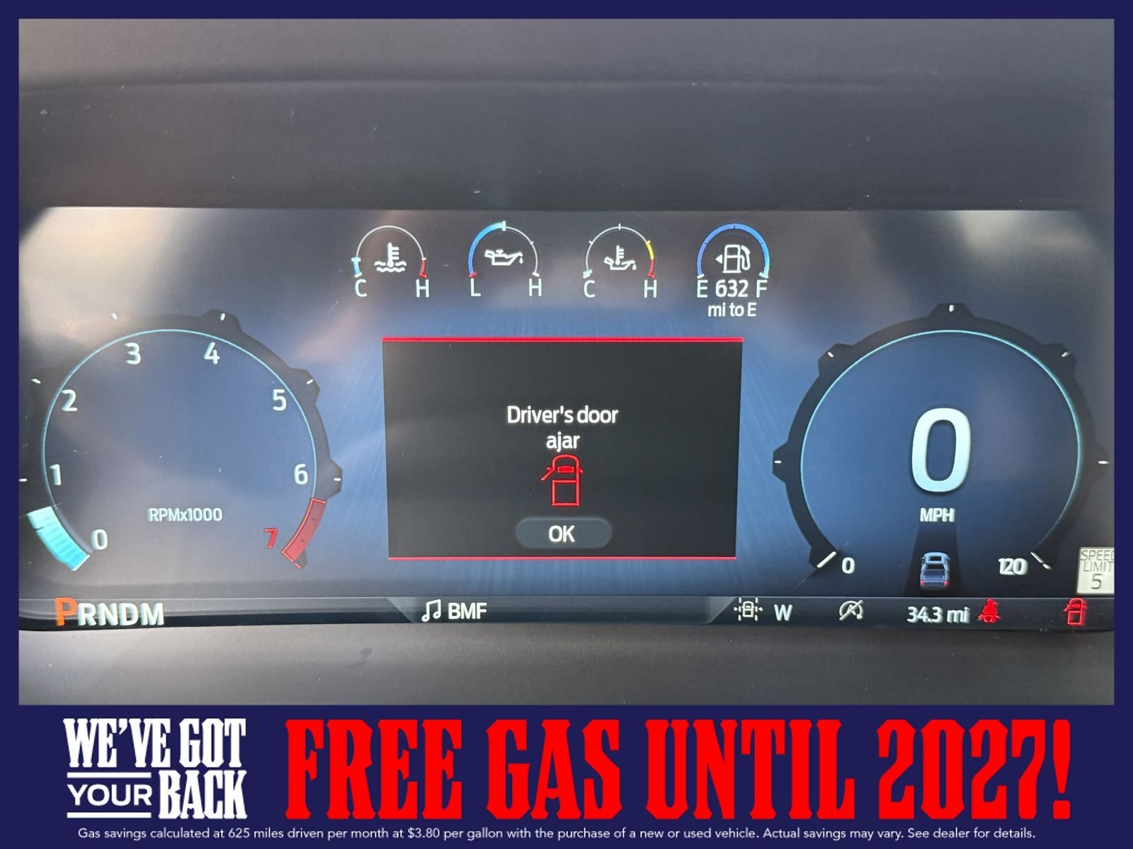 New 2026 Ruby Red Metallic Tinted Clearcoat Ford Lariat image 31