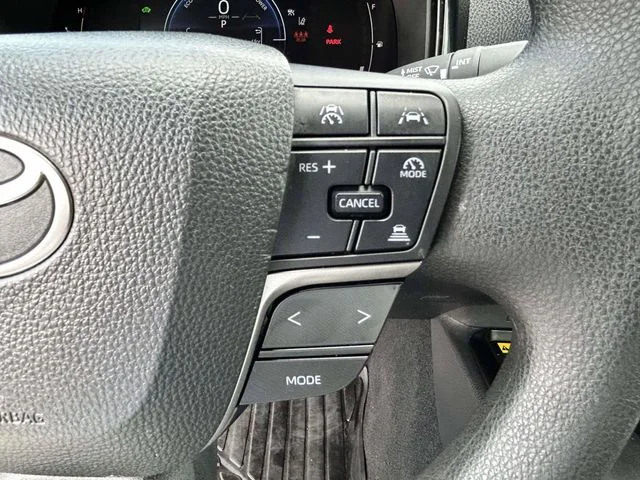 Used 2025  Toyota LE image 26