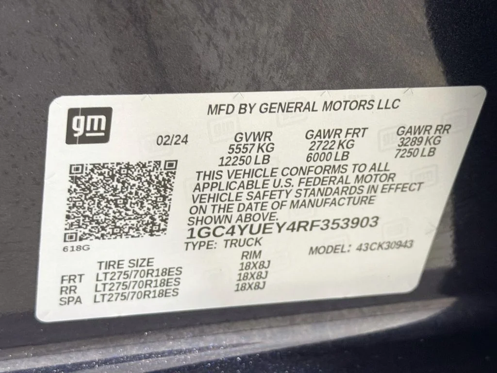 Used 2024 Gray Chevrolet LTZ image 30