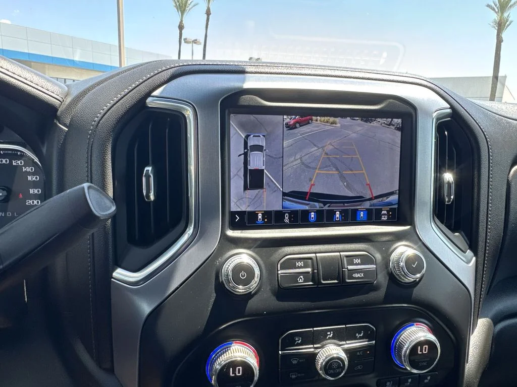 Used 2022 Silver GMC SLT image 15