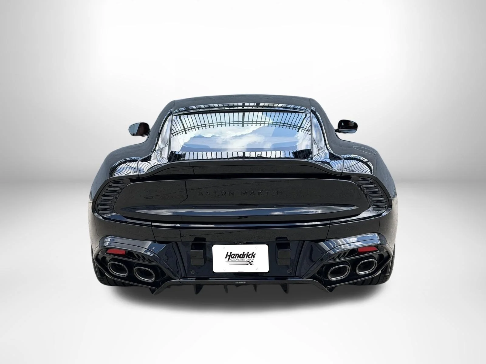 2026 Aston Martin Vanquish Base - Photo 15