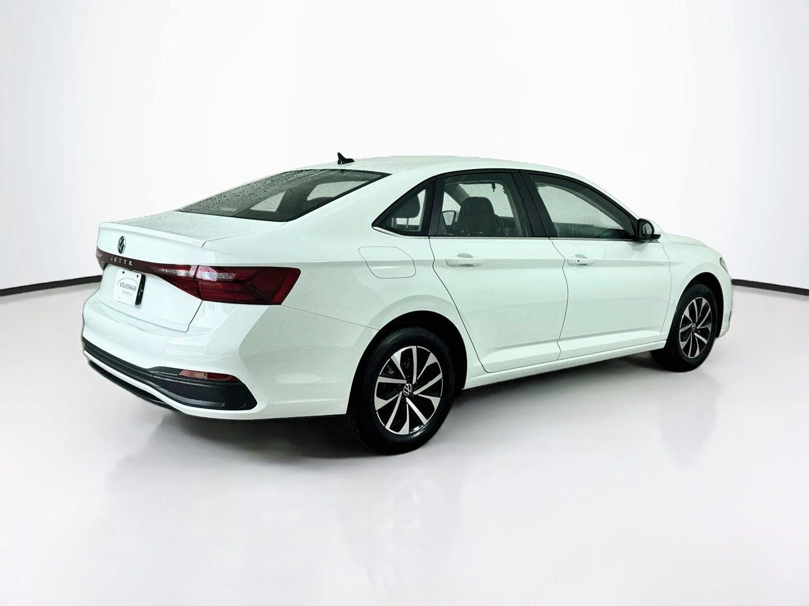 New 2027 Pure White Volkswagen S image 2