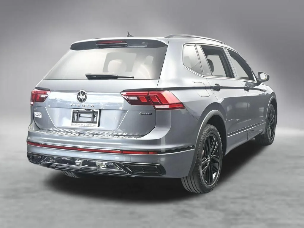 Used 2022 Gray Volkswagen 2.0T SE R-Line Black image 6