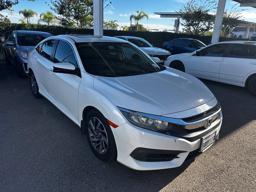 Used 2017 White Honda EX image 19