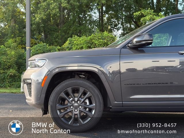 Used 2026 Gray Metallic Jeep Limited Reserve image 7