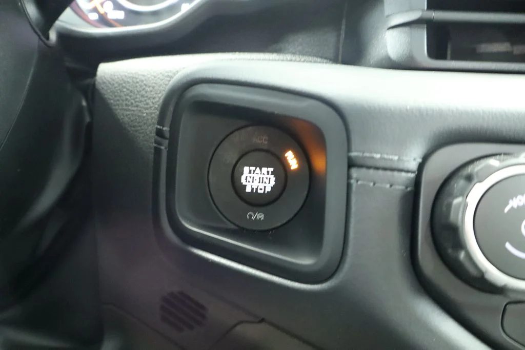New 2026 Black Clearcoat Jeep Mojave image 47