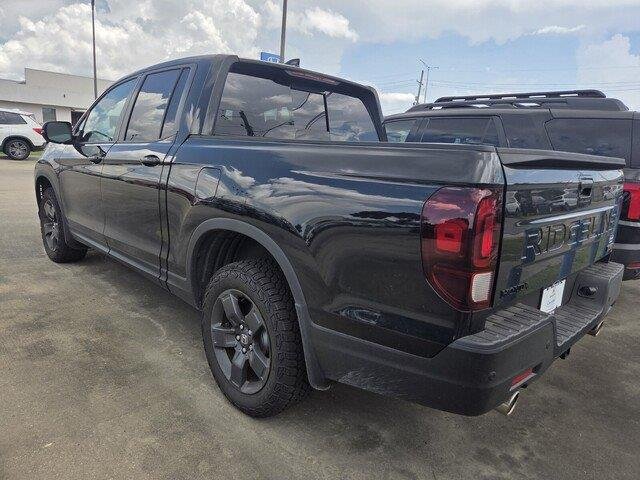 Used 2026 Crystal Black Pearl Honda TrailSport image 3