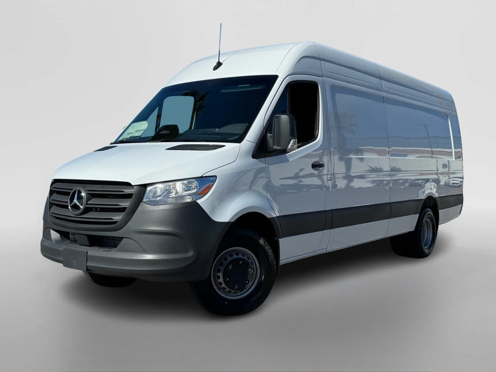2026 Mercedes-Benz Sprinter 3500XD 170 Ext WB HO High Roof's photo