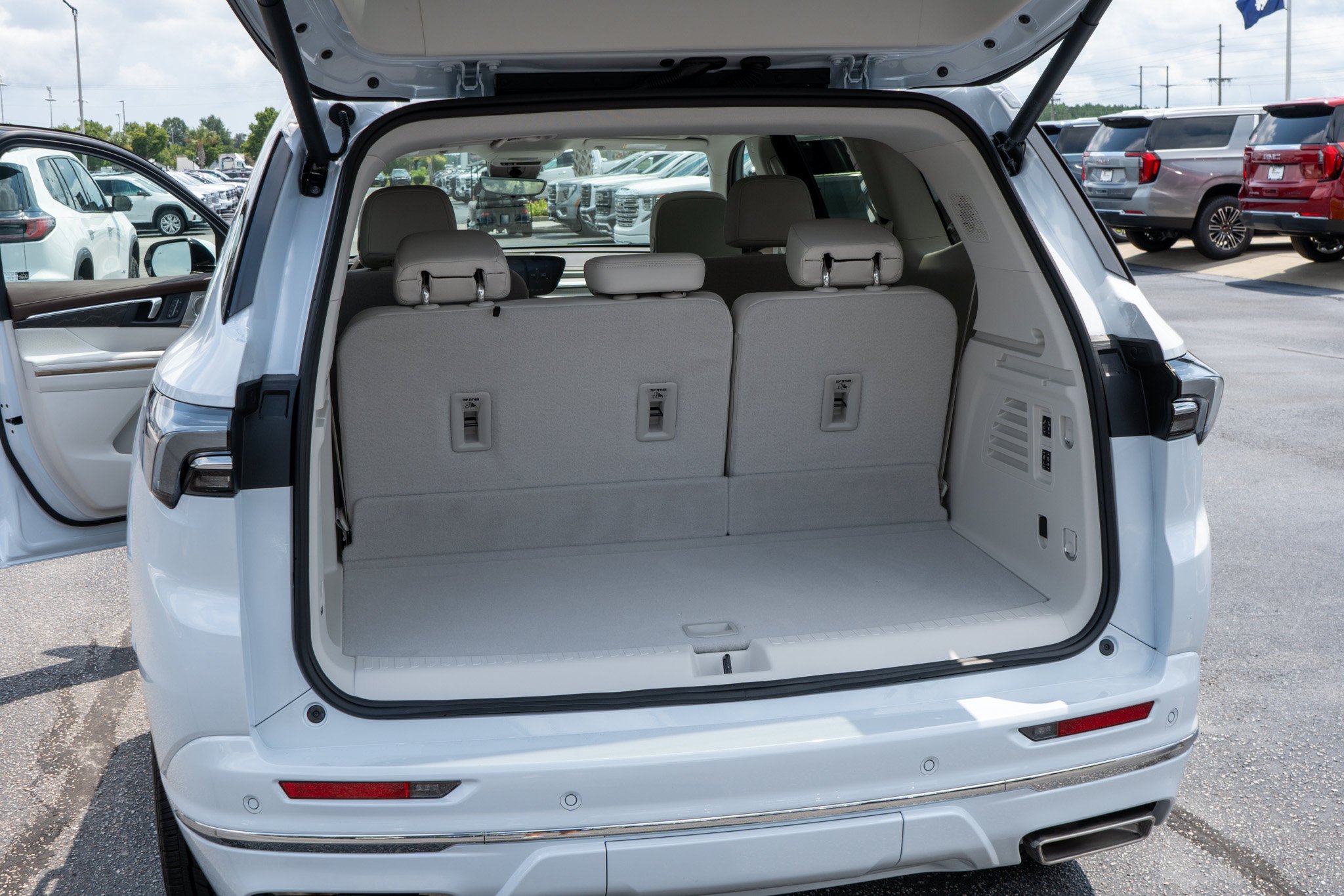 2026 Buick Enclave Avenir - Photo 33