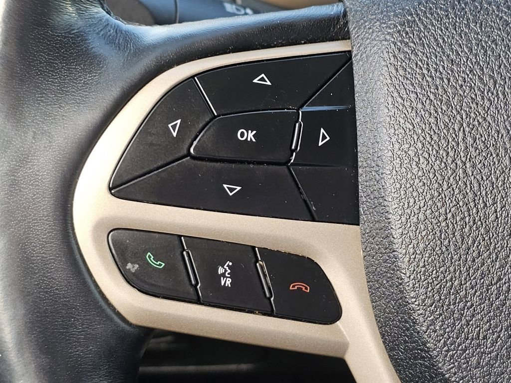 2017 Jeep Cherokee Latitude - Photo 16