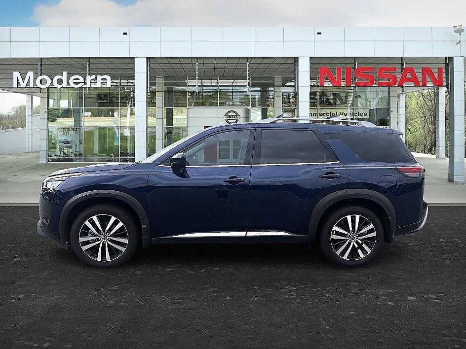 Certified Used 2024 Deep Ocean Blue Pearl Nissan Platinum image 2