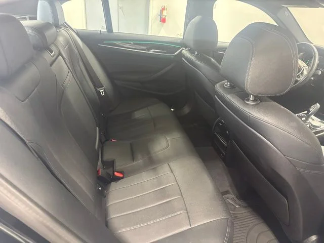 Used 2023 Black BMW 540i image 21