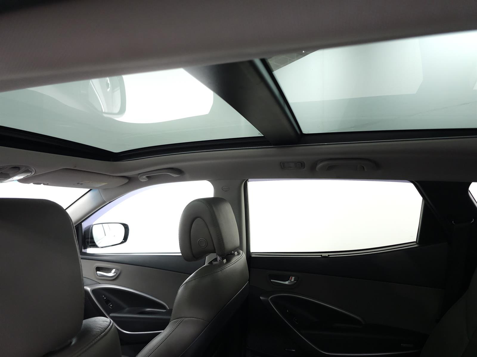 Used 2016 Gray Hyundai 2.4 Base image 6