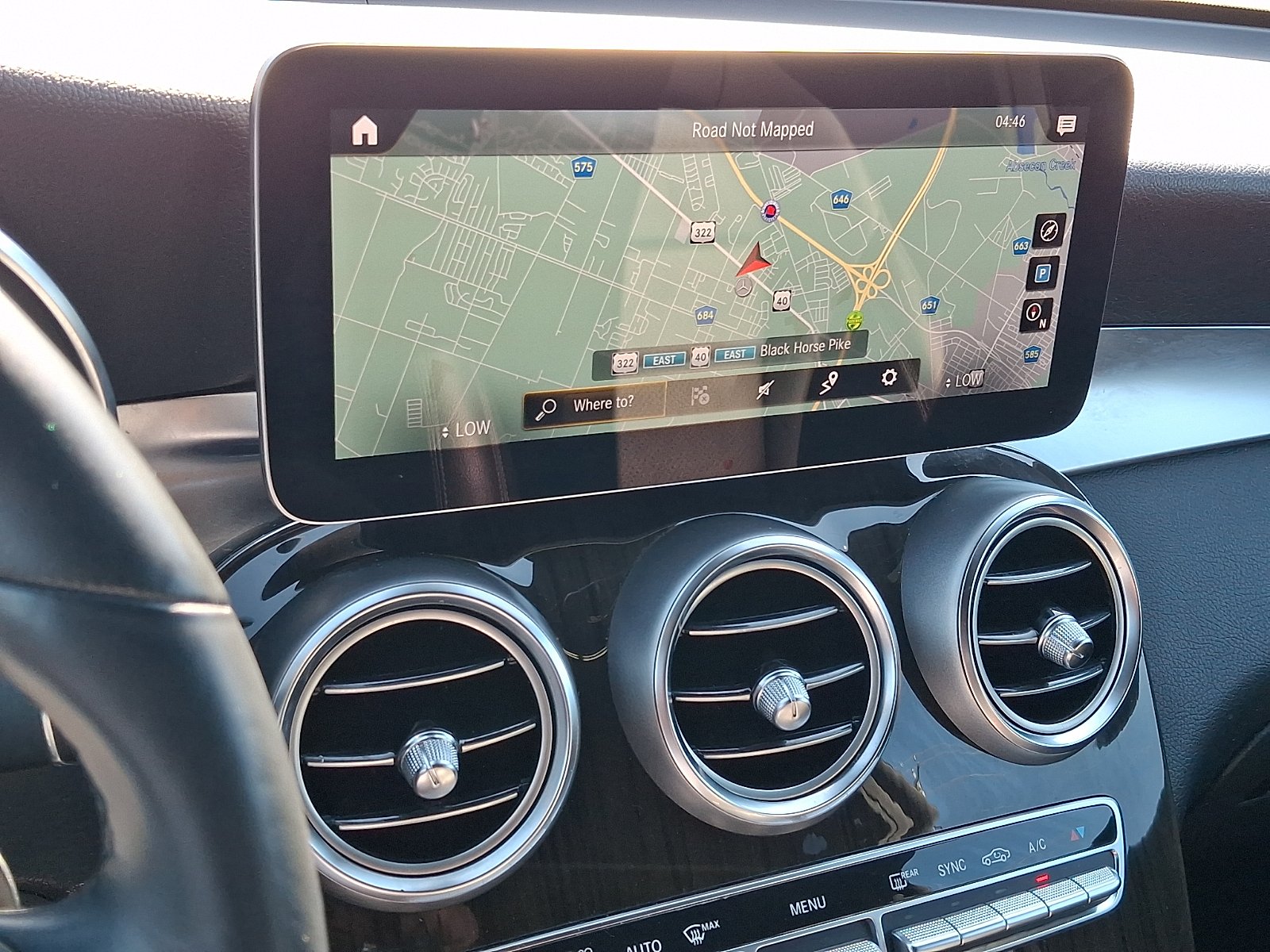 Certified Used 2020 Black Mercedes-Benz 4MATIC® image 17