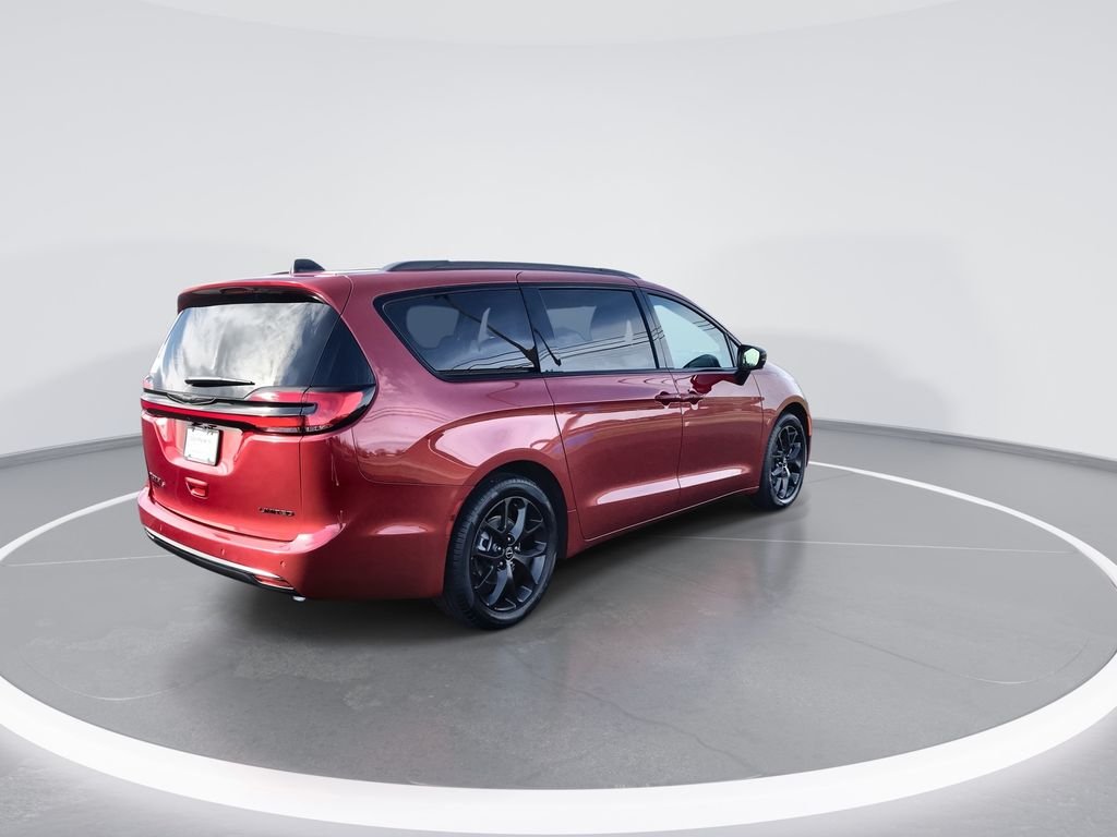 2026 Chrysler Pacifica Limited - Photo 8