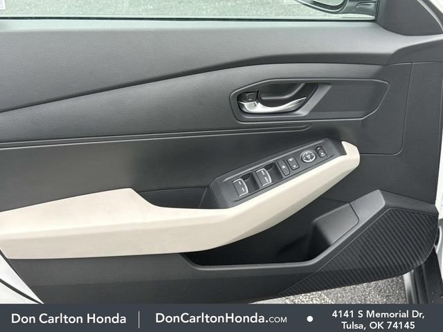 New 2026 Platinum White Pearl Honda LX image 9
