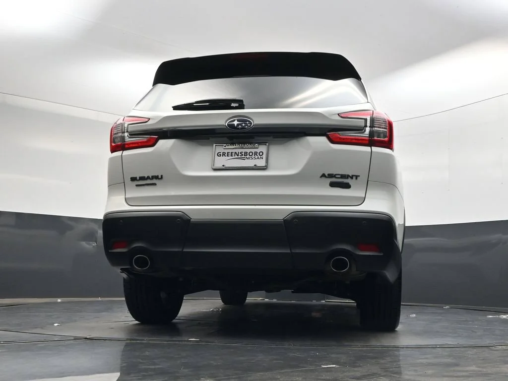 Used 2024 White Subaru Onyx Edition image 36