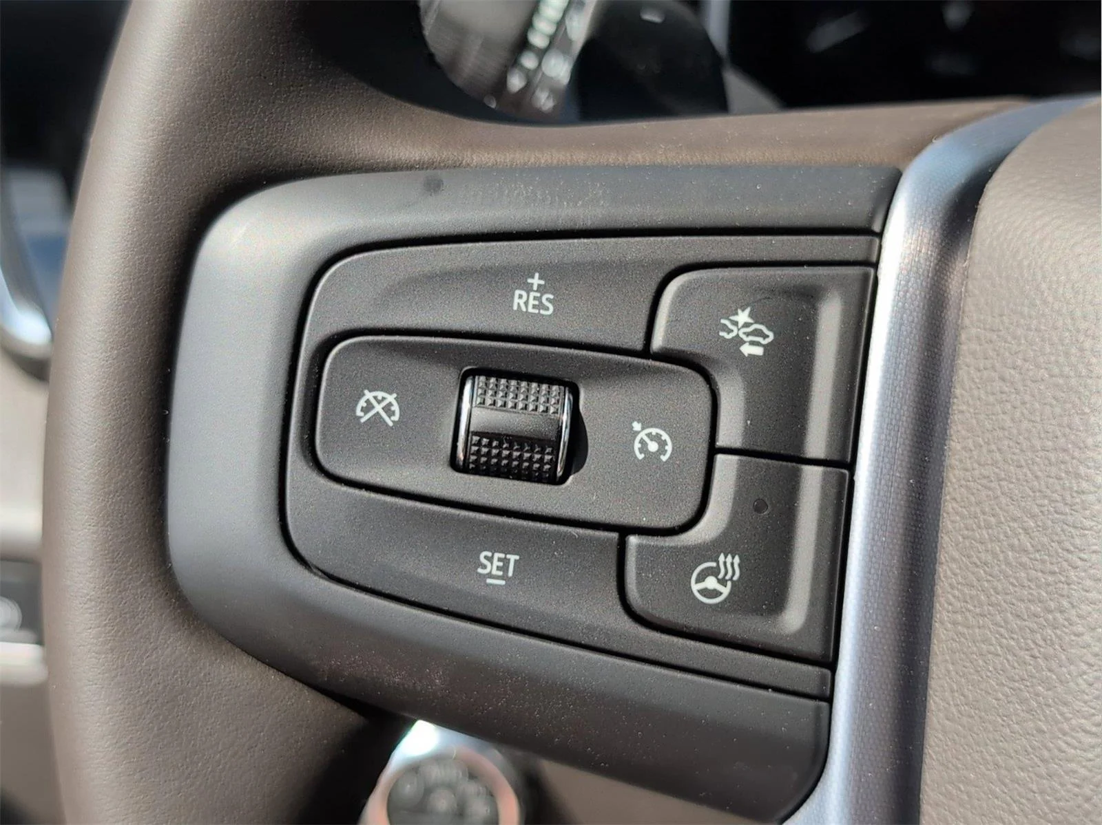 New 2026 Summit White GMC SLT image 30